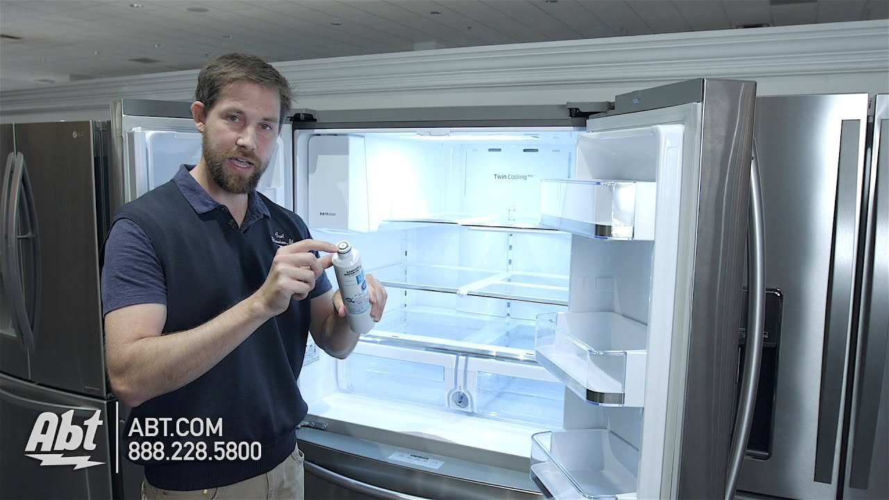 How to Install a Water Filter in a Samsung Refrigerator